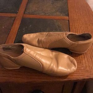 Bakers Jazz Shoes Tan